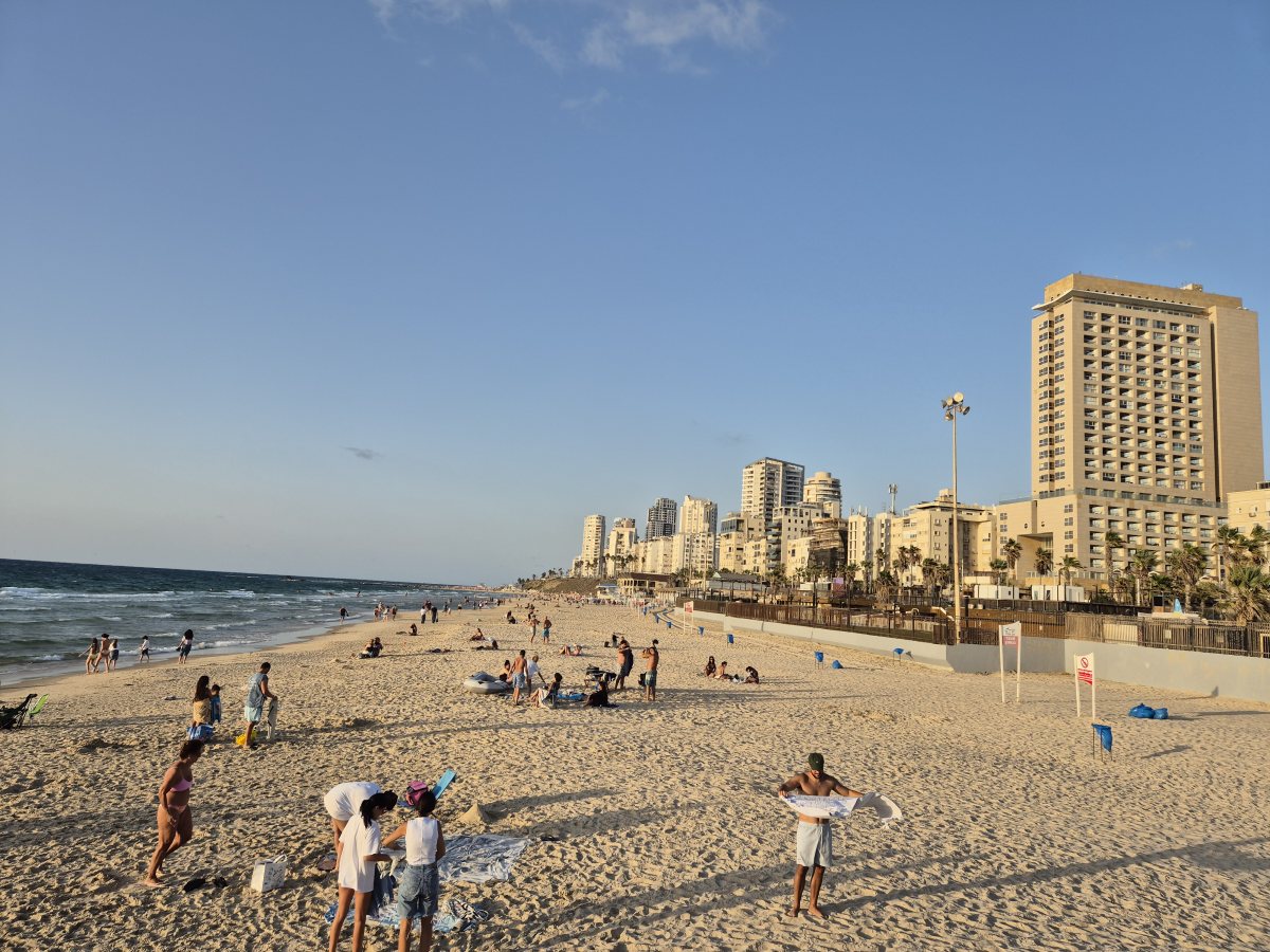 חופי בת ים צילום אלדה נתנאל