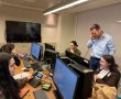 עיריית ראשון לציון מפעילה את מיזם “מה נשמע?” - מתקשרים מדי יום לאזרחים ותיקים