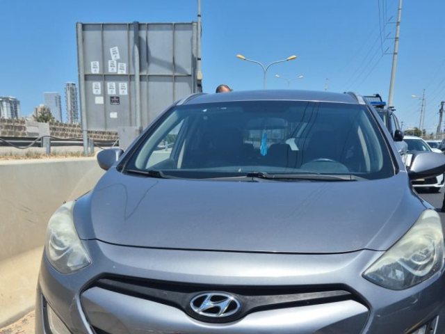 הרכב שנתפס (צילום: דוברות המשטרה)