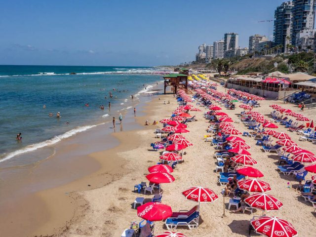 חוף הסלע בבת ים (צילום: החברה הממשלתית להגנות מצוקי חוף הים התיכון)