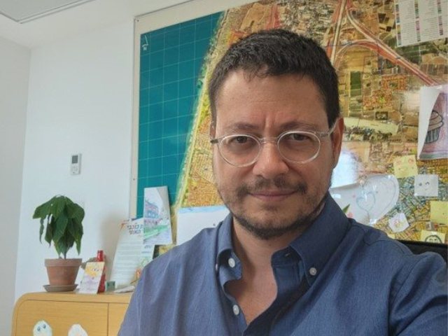 ישי ולנסי (דוברות עיריית בת ים)