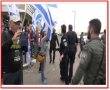 המשטרה עצרה הבוקר 2 מפגינים בצומת האיירפורט סיטי בחשד להפרת הסדר - צפו בווידאו 
