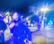 תושב ראשון לציון נעצר לאחר שתקף שוטרים בתל אביב כשנתפס משתמש בטלפון בזמן רכיבה