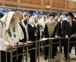 מיליארדר, עורך עיתון וחברי מועצה: המאושרים שנכנסו לכותל | וגם נתניהו תוקף את בג"ץ